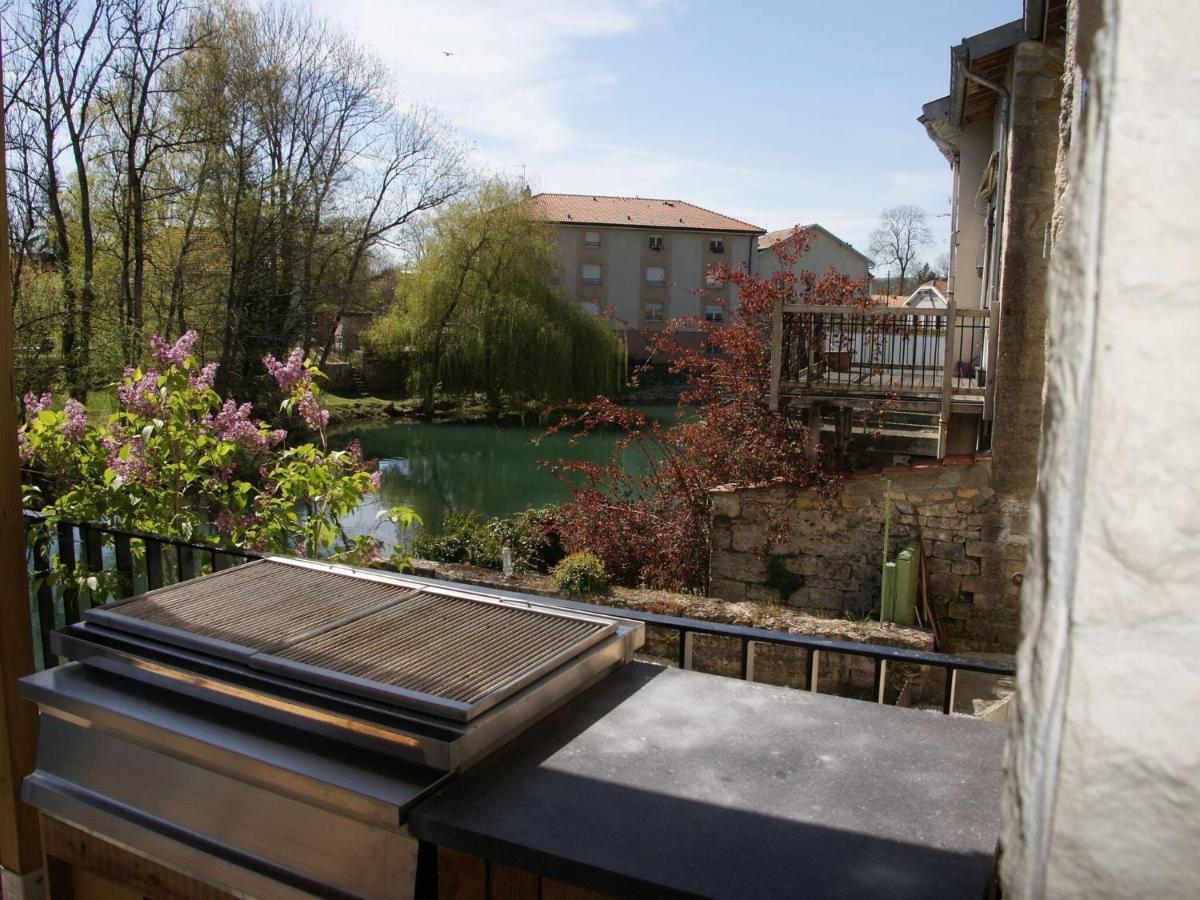 Lovely Holiday Home Near Joset Alain Dun-sur-Meuse Exterior photo